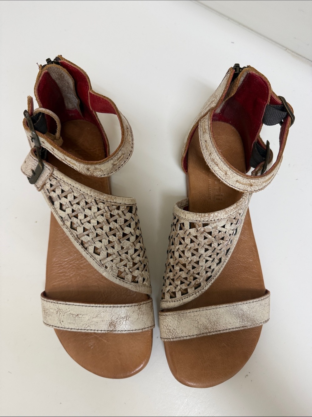 Bed Stu Bella Trix II Nectar Whitewash Cream Woven Leather Ankle-Strap Sandals